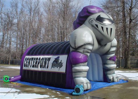 Inflatable mascot tunnel